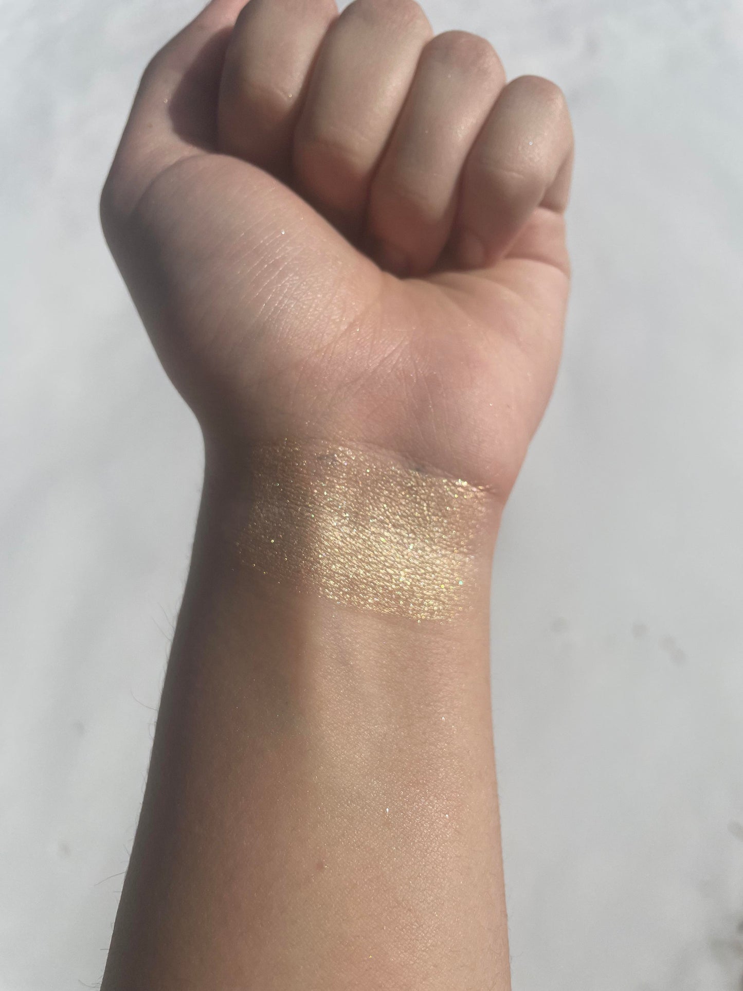 "GOLD DIGGER" HIGHLIGHTER